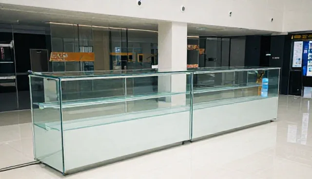 来图定制玻璃展示柜的常见误区与正确理解