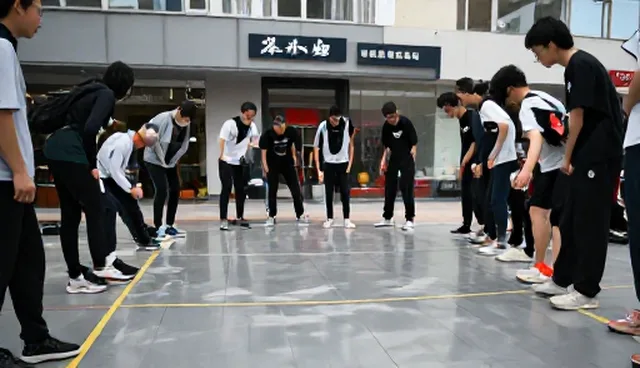 课程资源开发中素质拓展教学效果的两种实践对比