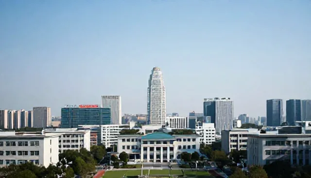 信息技术咨询在使用与维护中的实际问题及处理方向