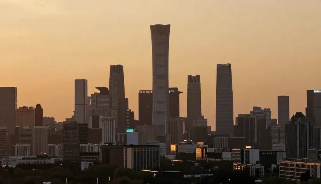 企业管理软件使用中信息平台建设的两种做法对比