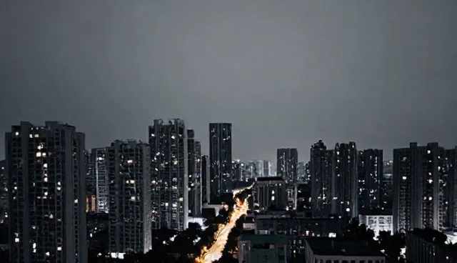 上海建站：多行业应用的两种做法及取舍