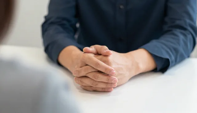 门诊健康检查：性能与适用条件的对比取舍