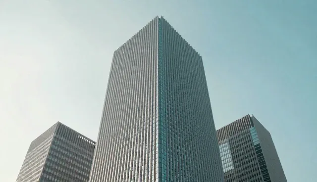 properly读音提升图片生动性，优化市场表现