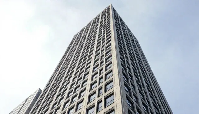 SEO优化中线上平台搭建的适用条件与选择依据