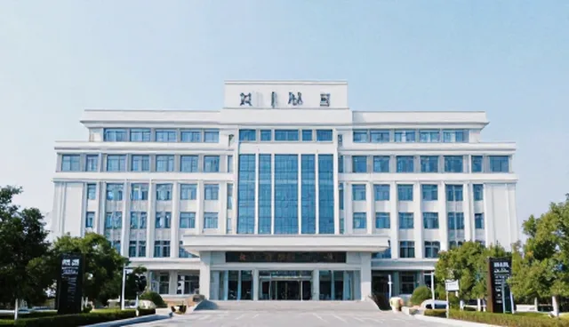 短视频拍摄中影视策划的两种做法对比与实际取舍