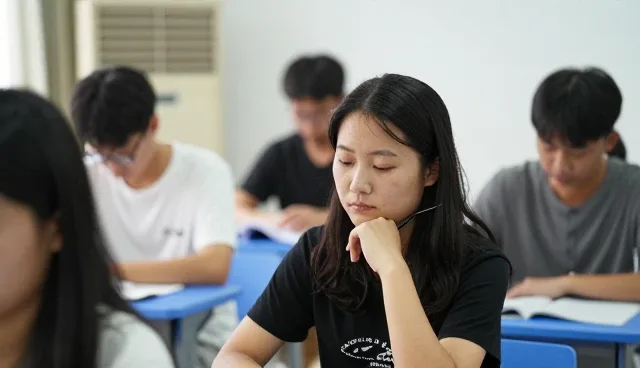 师资培训课程的性能优化适用情况与限制