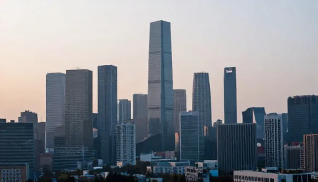 网站维护中系统架构选择的适用条件与依据