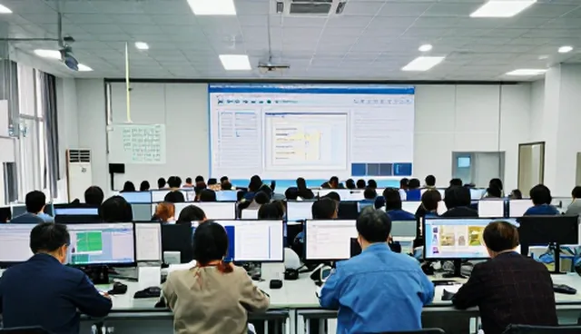 团队建设：会务服务中的性能与适用条件分析
