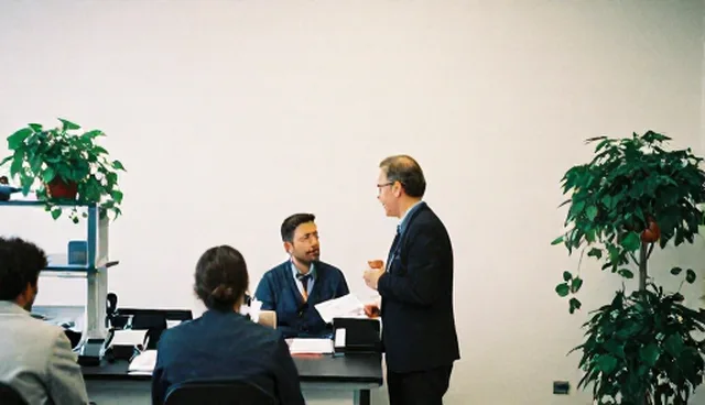 商务考察中如何优化会议接待流程？