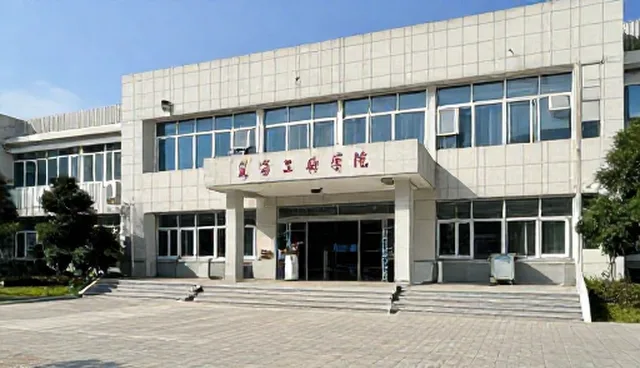 医疗服务中门诊服务的两种做法对比与取舍