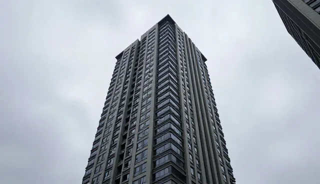 找网站设计：覆盖餐饮业务的选型与维护建议