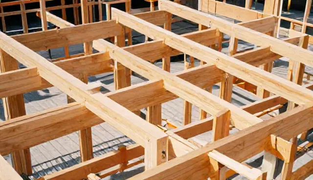 古建木作构件使用与维护的两种做法对比