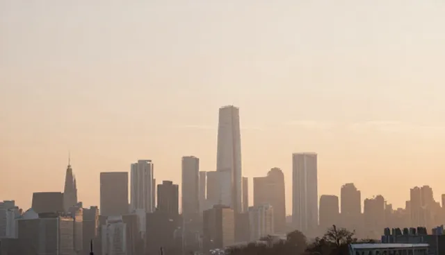 立竿见影广告与网络较为完善的对比取舍