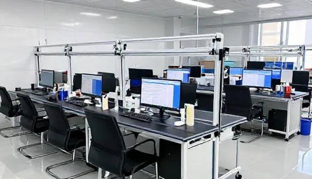 社交媒体代运营中策划的两种做法及其实际取舍