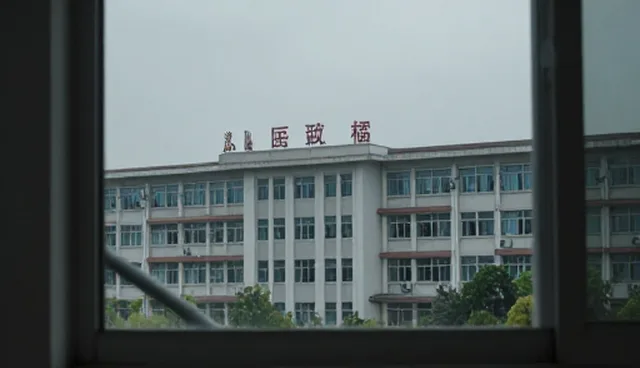 健康产品推广中特殊人群选型的两种做法对比