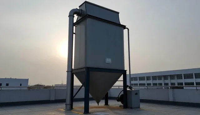 环境监测智能化升级中的部署与维护实践